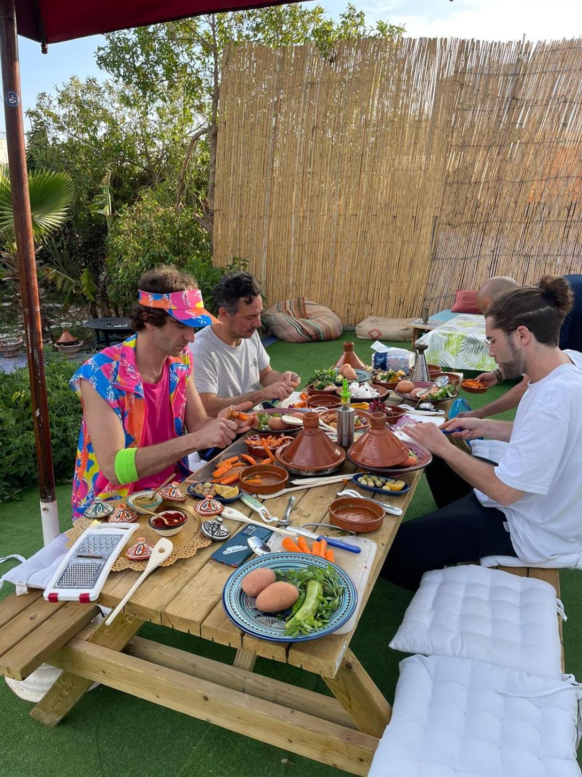 Tamraght Surf & Salsa Ocean House Bed & Breakfast エクステリア 写真