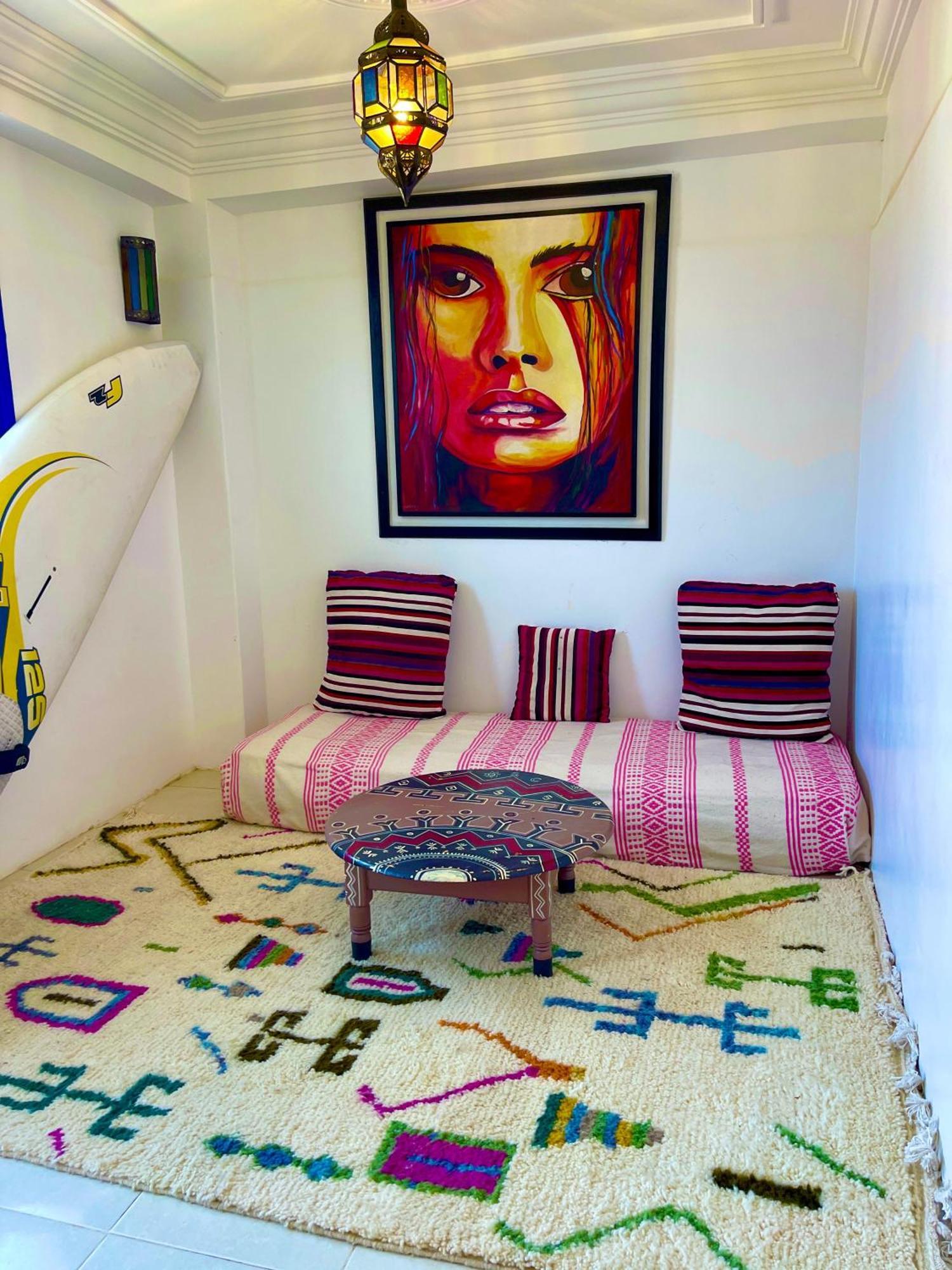 Tamraght Surf & Salsa Ocean House Bed & Breakfast エクステリア 写真